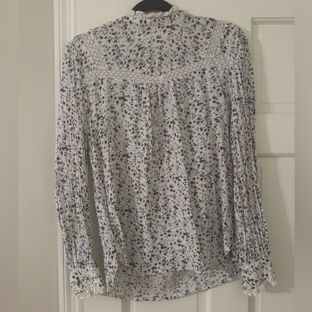 Loft Women's Cream Floral Long-Sleeve Blouse